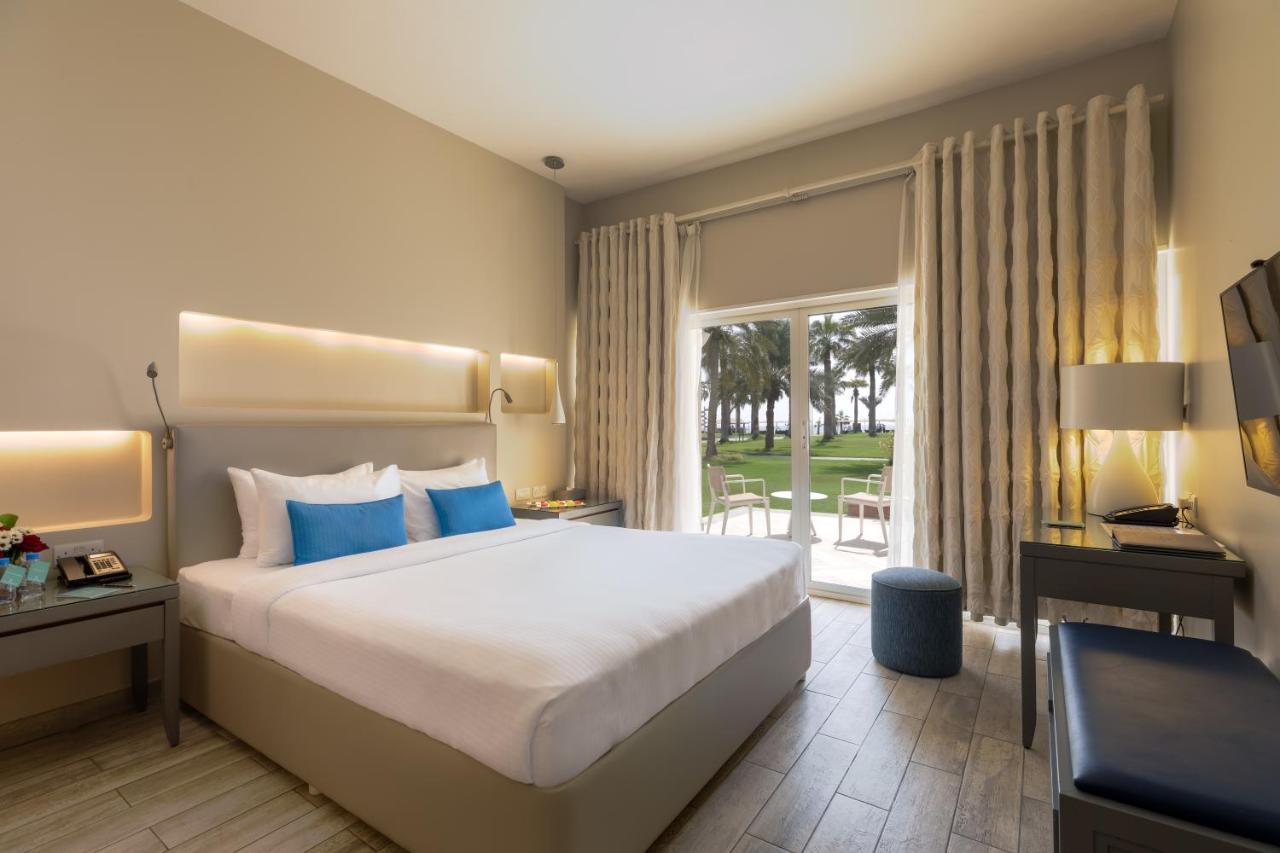 Sealine Beach, A Murwab Resort Месаид Экстерьер фото