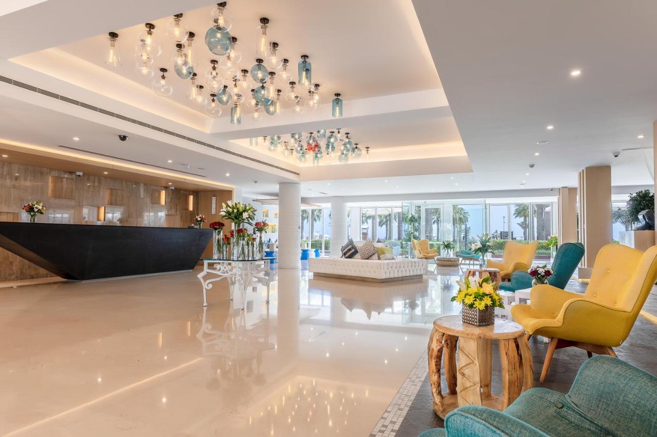 Sealine Beach, A Murwab Resort Месаид Экстерьер фото Lobby