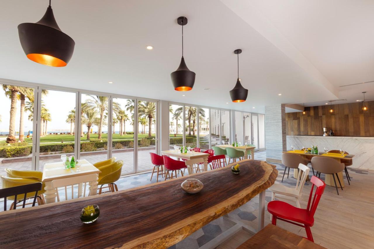 Sealine Beach, A Murwab Resort Месаид Экстерьер фото The Beach Club