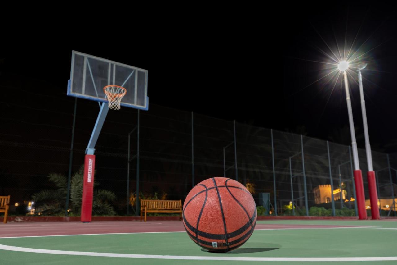 Sealine Beach, A Murwab Resort Месаид Экстерьер фото Basketball court at the University of Patras